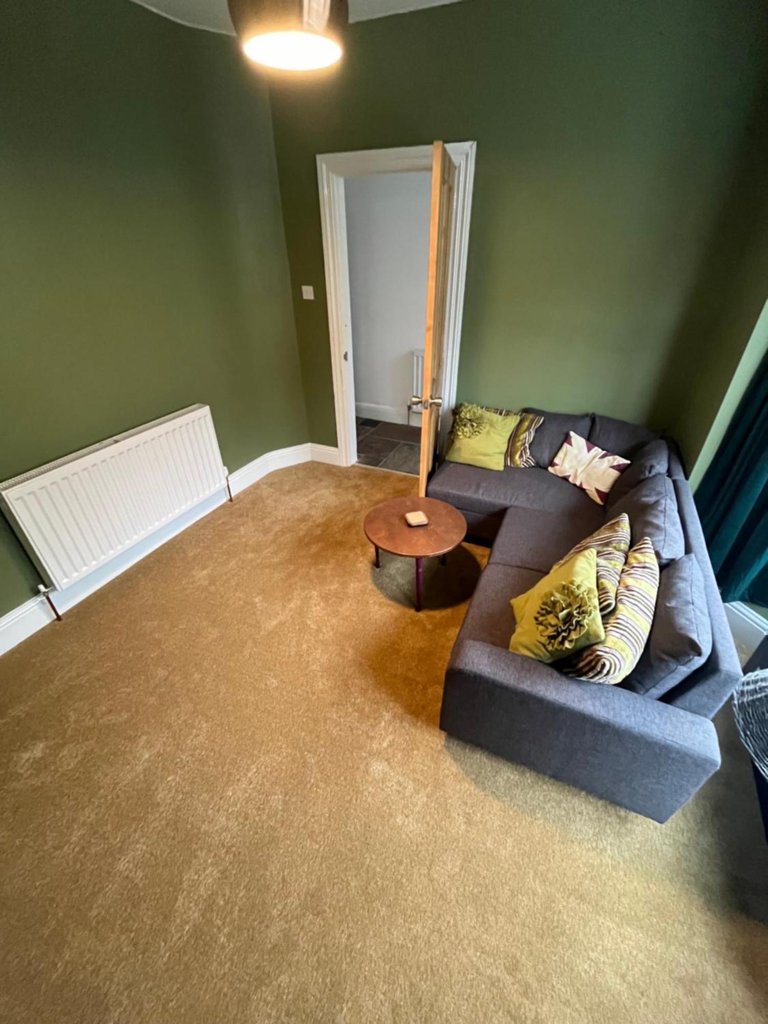 Wolf Hollow, Sleeps 4 Plus 2, Buxton Town Centre Exterior photo